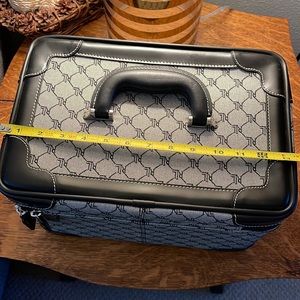 Ralph Laurens hard cosmetic case